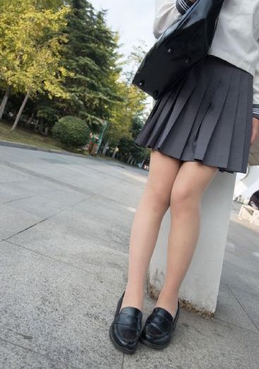 成人足J在线播放_剧情片全集在线观看