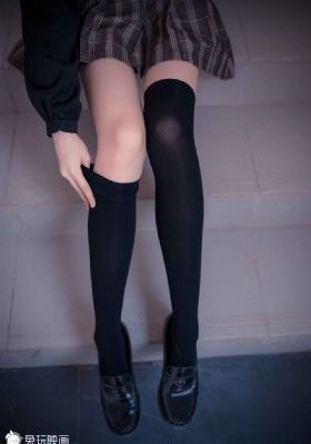 亚洲综合社区_720全集免费播放