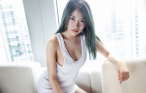 第1章厨房春潮吃奶欲都囚徒_蓝光完整视频观看