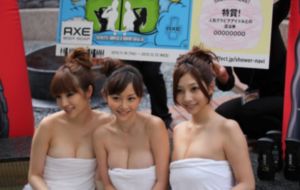 女人啪啪视频免费看20分钟app_4K高清完整版播放