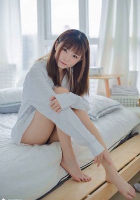 草莓视频成年版app色斑_720高清在线观看