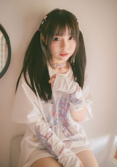 97色蜜桃123图片_720在线播放观看