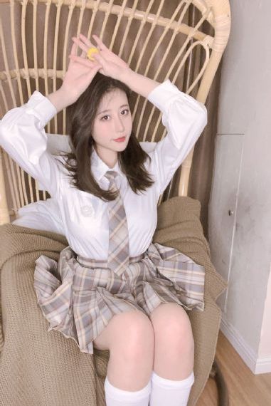 脱了个精光让同学摸的经历_BD国语在线观看电视