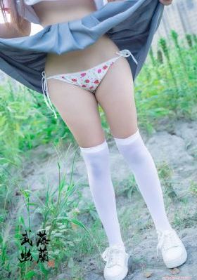 亚洲毛茸茸户外撤尿_BD韩语在线观看